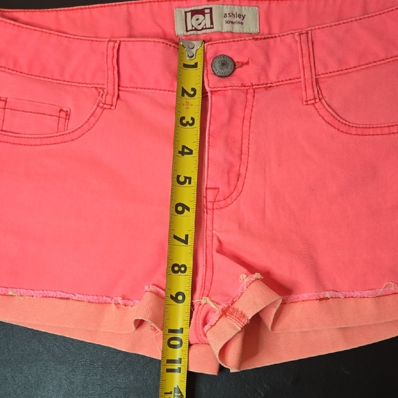 LEI Women's Coral Shorts - Picture 11 of 13